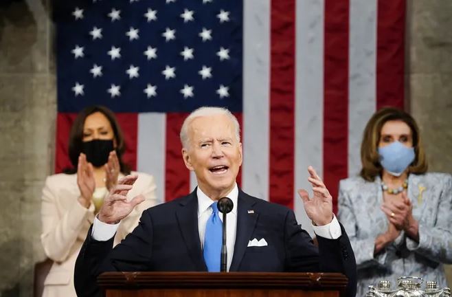 Biden draws bipartisan applause for calls to ‘fund the police’